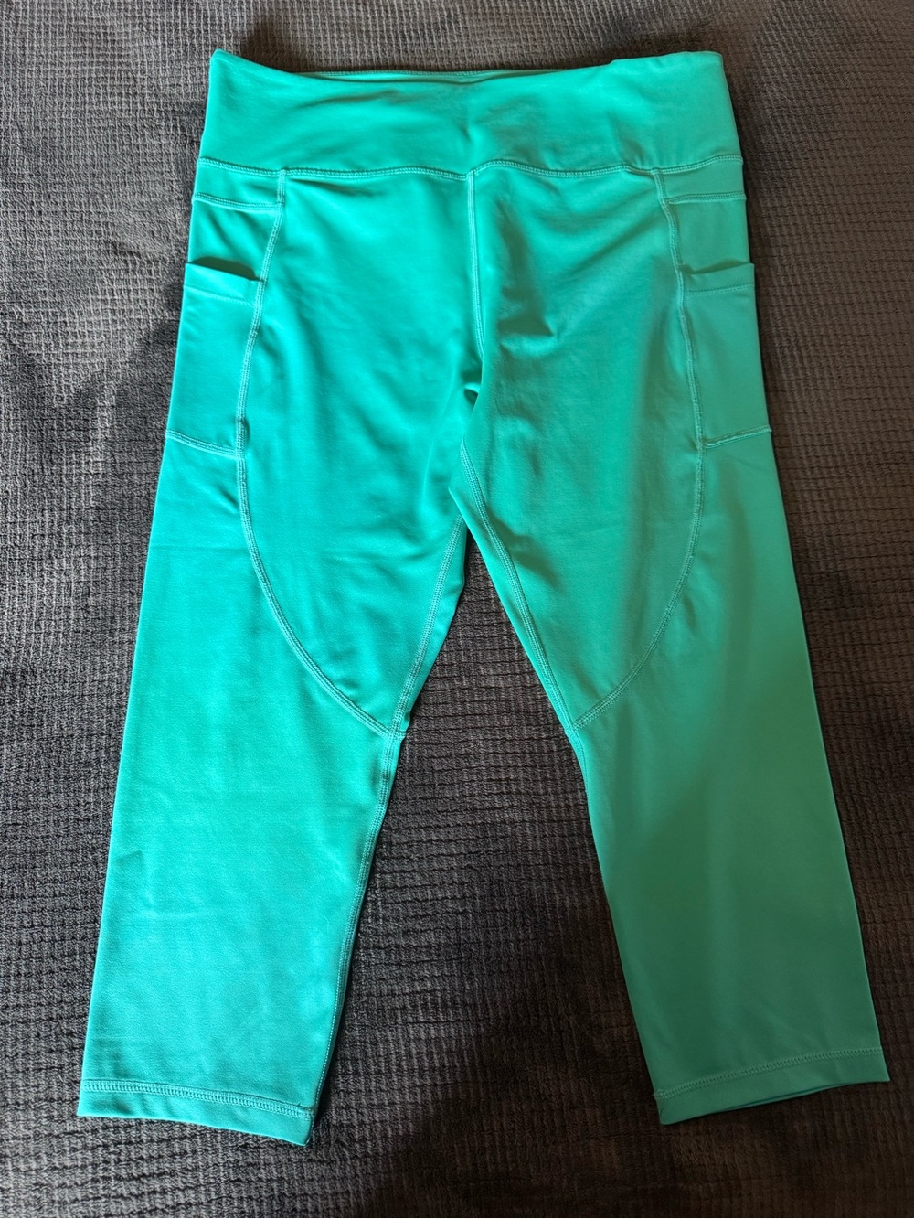 Zyia size 16-18 7/8 bright green leggings worn twice excellent condition